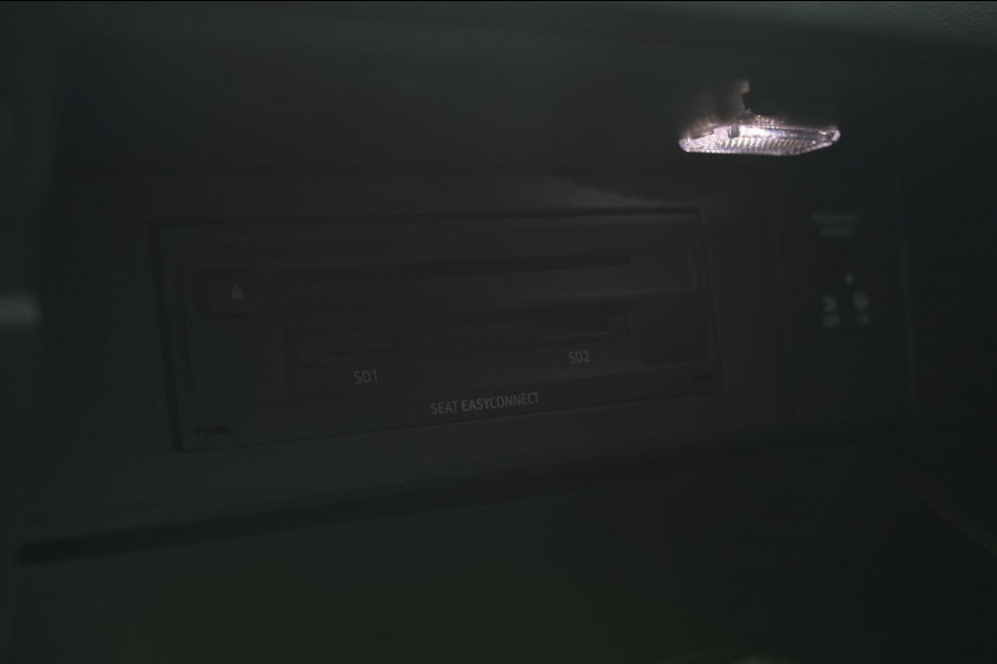 Seat León ST 2.0 TSI 4DRIVE CUPRA R *Carbon*Pano*DCC*Beats*Keyless*