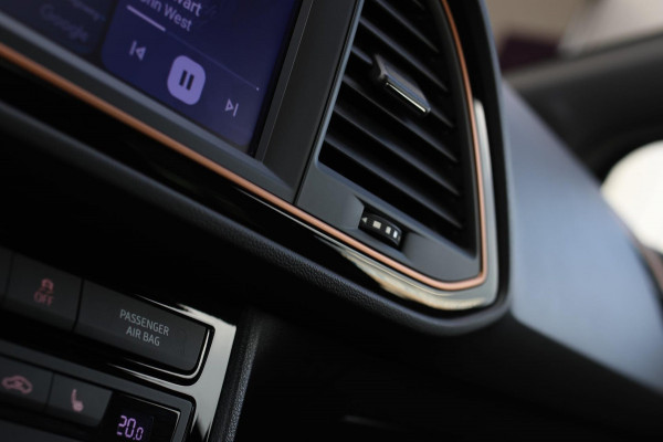 Seat León ST 2.0 TSI 4DRIVE CUPRA R *Carbon*Pano*DCC*Beats*Keyless*