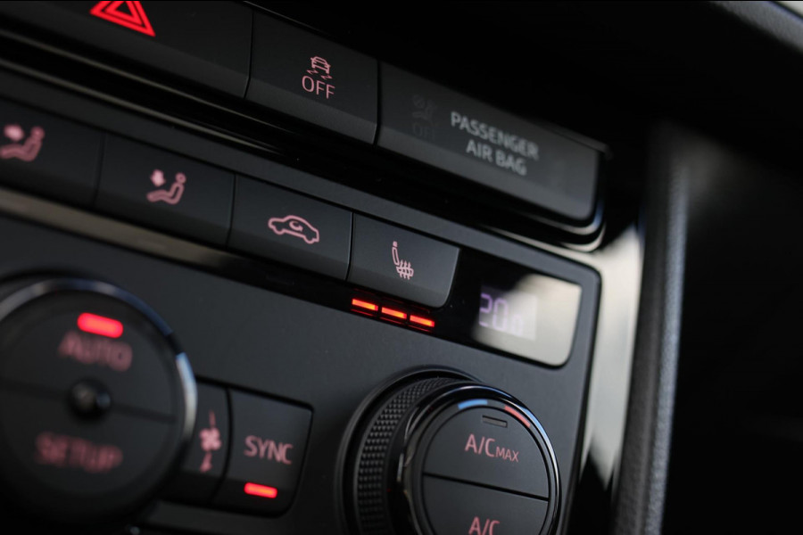 Seat León ST 2.0 TSI 4DRIVE CUPRA R *Carbon*Pano*DCC*Beats*Keyless*