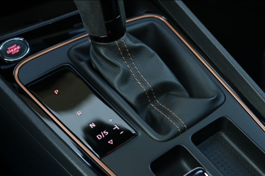 Seat León ST 2.0 TSI 4DRIVE CUPRA R *Carbon*Pano*DCC*Beats*Keyless*