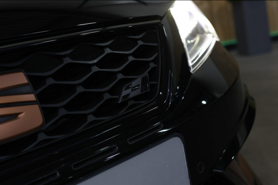 Seat León ST 2.0 TSI 4DRIVE CUPRA R *Carbon*Pano*DCC*Beats*Keyless*