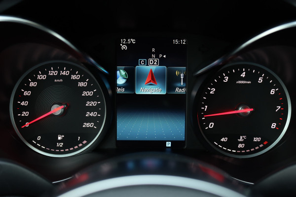 Mercedes-Benz C-Klasse 180 Business Solution AMG | Camera | Leder | High Performance LED | Stoelverwarming | 18'' inch | Inparkeerpakket |