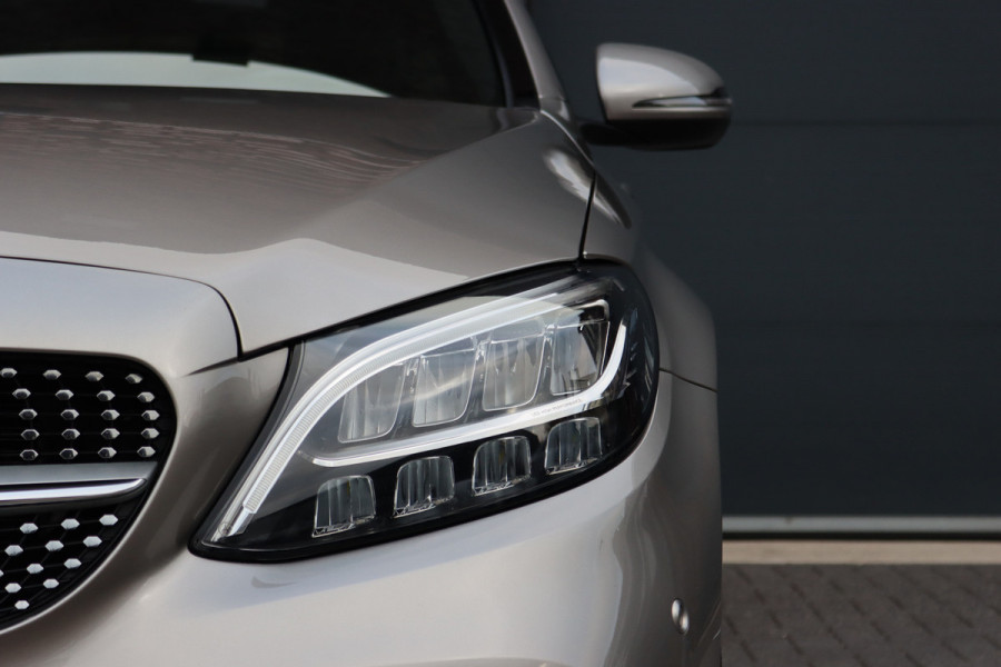 Mercedes-Benz C-Klasse 180 Business Solution AMG | Camera | Leder | High Performance LED | Stoelverwarming | 18'' inch | Inparkeerpakket |