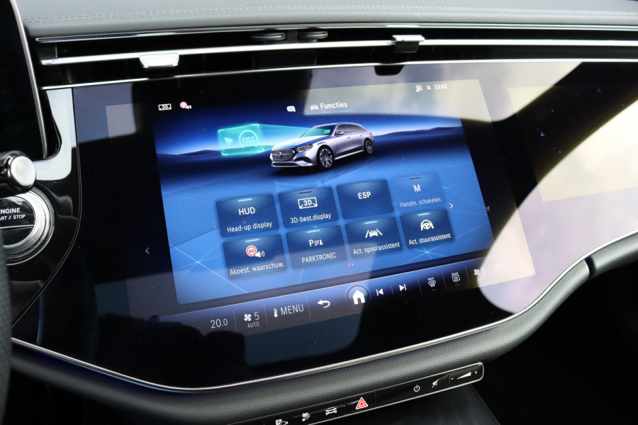 Mercedes-Benz E-Klasse Estate 300 de AMG Line | MBUX Hyperscreen | Distronic+ | Burmester 4D | Memory | Stoelventilatie | 3D-Display | HUD | Trekhaak | Digital Light | Surround Camera |