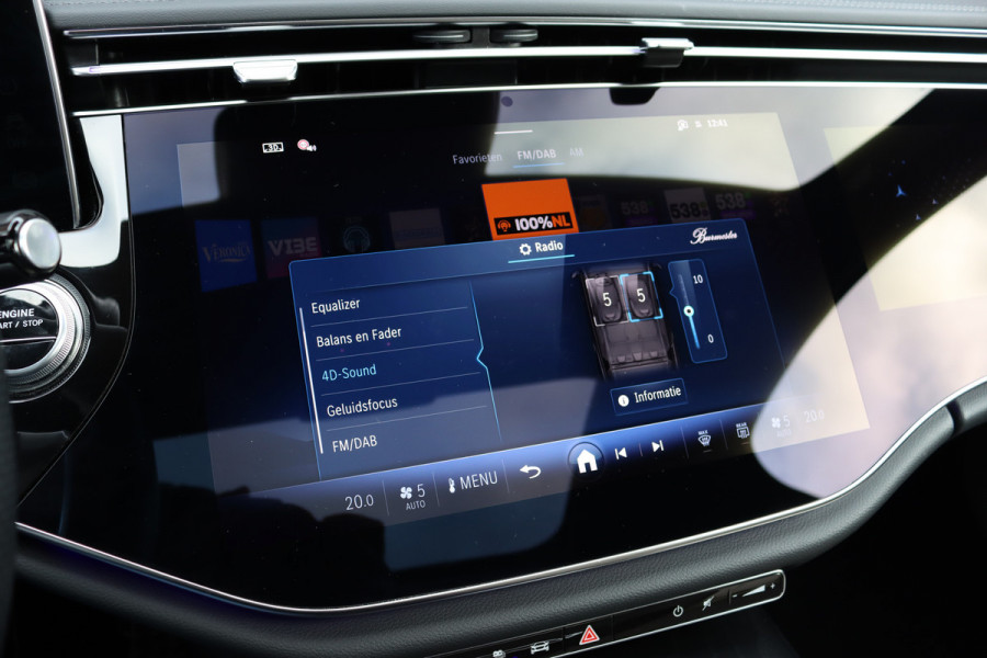 Mercedes-Benz E-Klasse Estate 300 de AMG Line | MBUX Hyperscreen | Distronic+ | Burmester 4D | Memory | Stoelventilatie | 3D-Display | HUD | Trekhaak | Digital Light | Surround Camera |