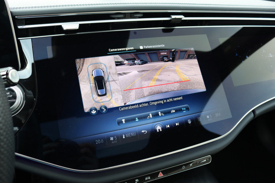 Mercedes-Benz E-Klasse Estate 300 de AMG Line | MBUX Hyperscreen | Distronic+ | Burmester 4D | Memory | Stoelventilatie | 3D-Display | HUD | Trekhaak | Digital Light | Surround Camera |