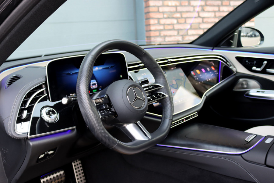 Mercedes-Benz E-Klasse Estate 300 de AMG Line | MBUX Hyperscreen | Distronic+ | Burmester 4D | Memory | Stoelventilatie | 3D-Display | HUD | Trekhaak | Digital Light | Surround Camera |