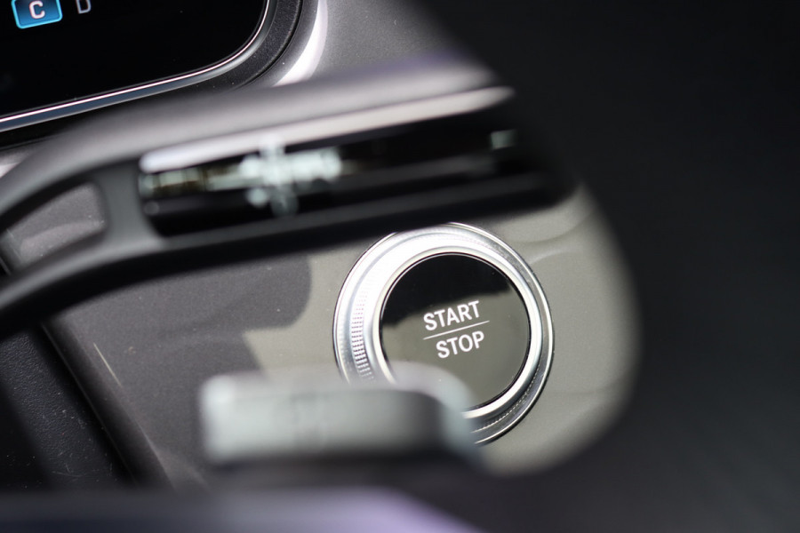 Mercedes-Benz EQE 350 Premium+ AMG Line 91 kWh | Airmatic | Achterasbesturing | Distronic+ | Burmester | Massage | Stoelventilatie | HUD | Digital light | Augmented Reality |