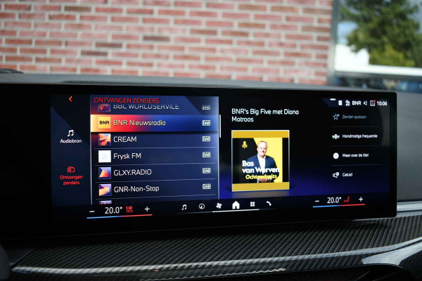 BMW 3 Serie Touring 330e M-Sport LCI-2 Pano Trekh ACC 360 HUD 19inch