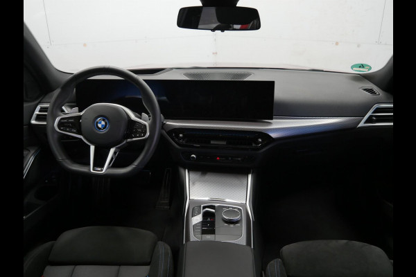 BMW 3 Serie Touring 330e M-Sport Pro LCI-2 Pano Trekh 360 HUD 19inch El-zetels