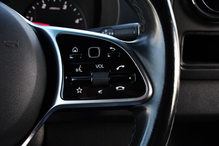 Mercedes-Benz Sprinter 319 1.9 CDI L2H2 RWD PB Edition Camera, Cruise, Carplay, 190pk, LED, 3500kg Trekhaak, Stoelverwarming, Multimedia, Uniek!