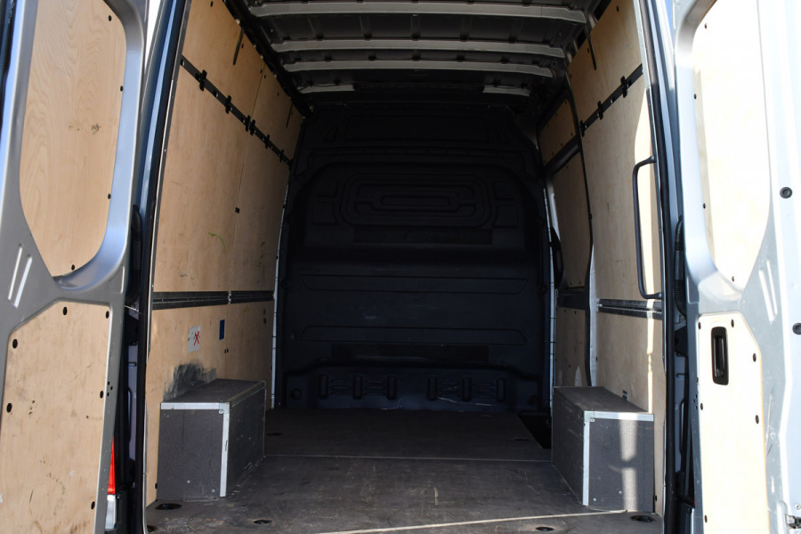 Mercedes-Benz Sprinter 319 1.9 CDI L2H2 RWD PB Edition Camera, Cruise, Carplay, 190pk, LED, 3500kg Trekhaak, Stoelverwarming, Multimedia, Uniek!