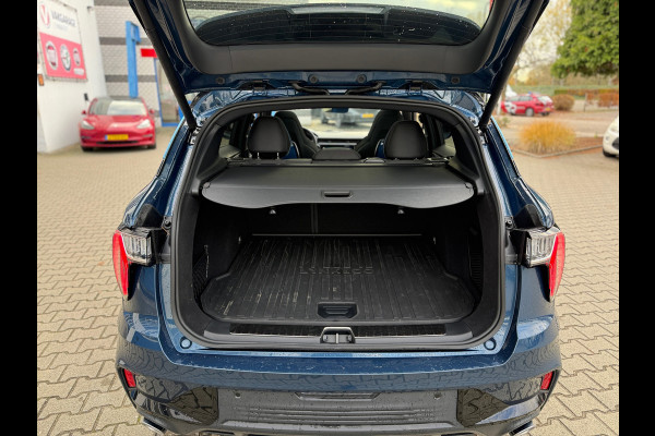 Lynk & Co 01 1.5 PLUG-IN HYBRID (PHEV) 261PK 6.6KW LADEN ZWARTE HEMEL/STUURWIELVERWARMING AUTOMAAT (RIJKLAARPRIJS)