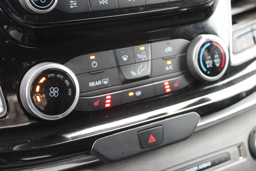 Ford Transit Custom 320 2.0 TDCI L1H1 Tourneo 170pk - Automaat - Leder - ACC - 1+1 stoelopstelling - Bi-Xenon -Stoelverwarming - Rijklaar