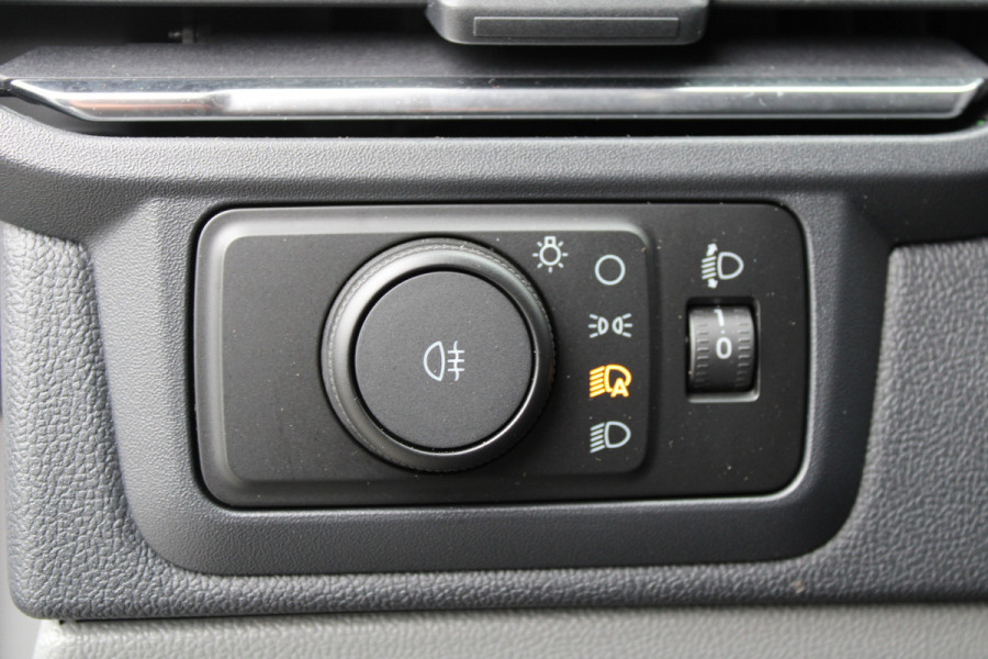 Ford Transit Custom 320 2.0 TDCI L2H1 Limited 170pk - 5 jaar Garantie - 2x Schuif - Stoel/Stuurverwarming - ACC - Sidebars - AGR Stoel - Opvouwbare