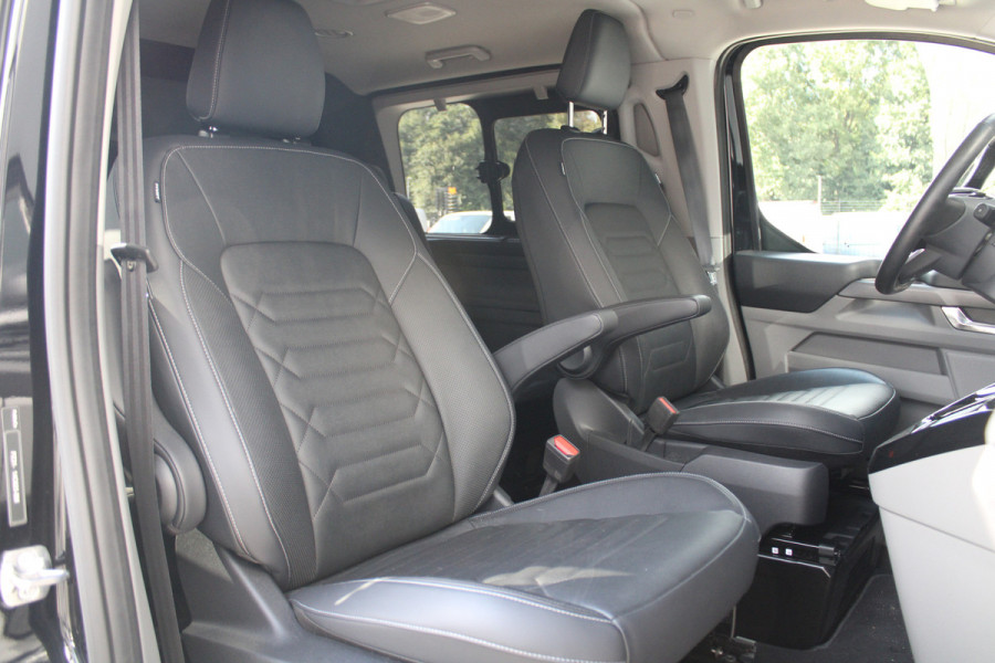 Ford Tourneo Custom 320 2.0 TDCI L2H1 Titanium X DC 170pk - Adaptive Cruise - LED - Blind Spot - Leder - Navigatie - 360 Camera - Trekhaak -