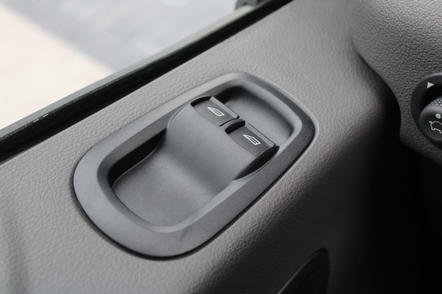 Ford Transit 350 2.0 TDCI L3H2 Limited 165pk - LUCHTVERING - ACC - Blind Spot - 360 camera - Navigatie - Stoel-Stuurverwarming - Trekhaak - R