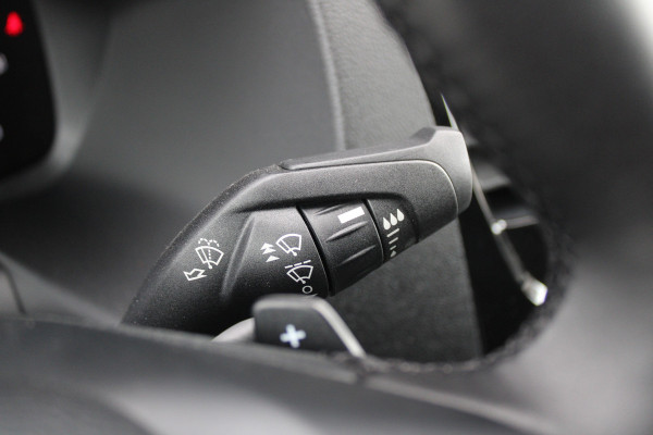 Ford Transit 350 2.0 TDCI L3H2 Limited 165pk - LUCHTVERING - ACC - Blind Spot - 360 camera - Navigatie - Stoel-Stuurverwarming - Trekhaak - R