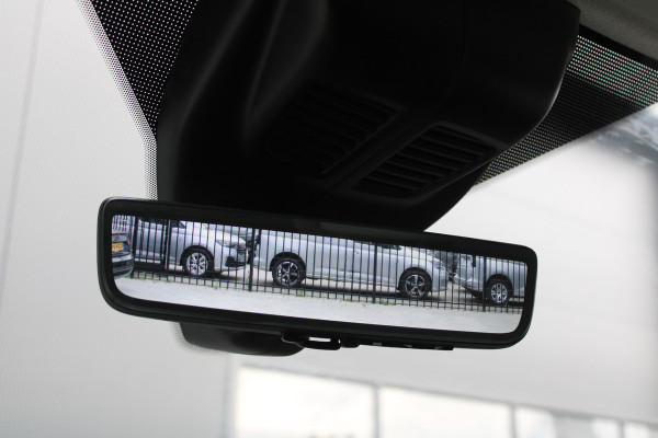 Ford Transit 350 2.0 TDCI L3H2 Limited 165pk - LUCHTVERING - ACC - Blind Spot - 360 camera - Navigatie - Stoel-Stuurverwarming - Trekhaak - R