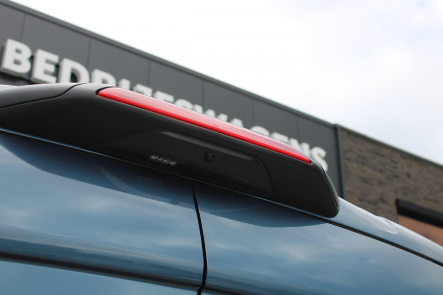 Ford Transit 350 2.0 TDCI L3H2 Limited 165pk - LUCHTVERING - ACC - Blind Spot - 360 camera - Navigatie - Stoel-Stuurverwarming - Trekhaak - R