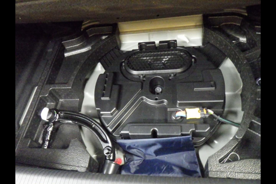 Peugeot 308 1.2 Hybrid 145 e-DCS6 GT