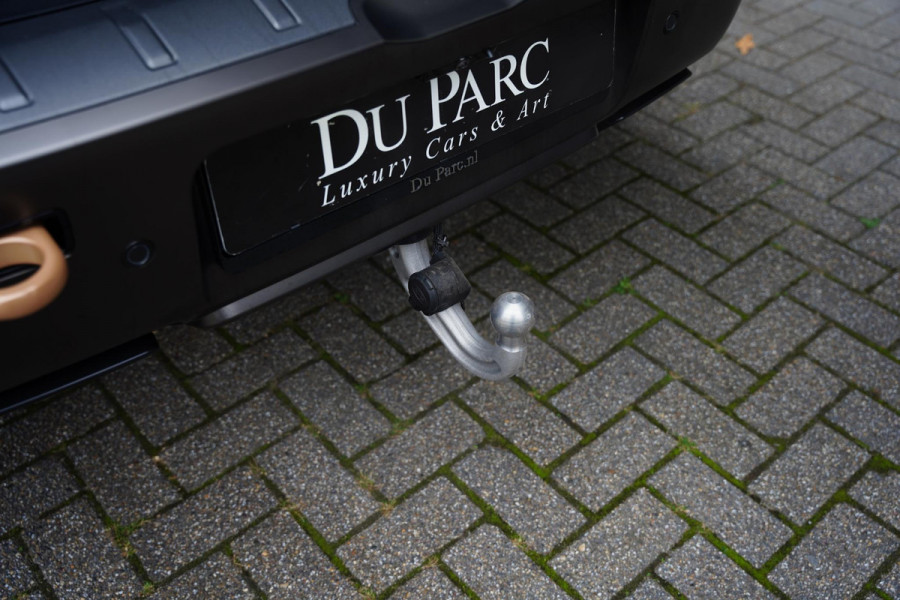 Land Rover Defender 110 P 635 V 8 Octa By Lamborghini VAN GRIJS Kenteken