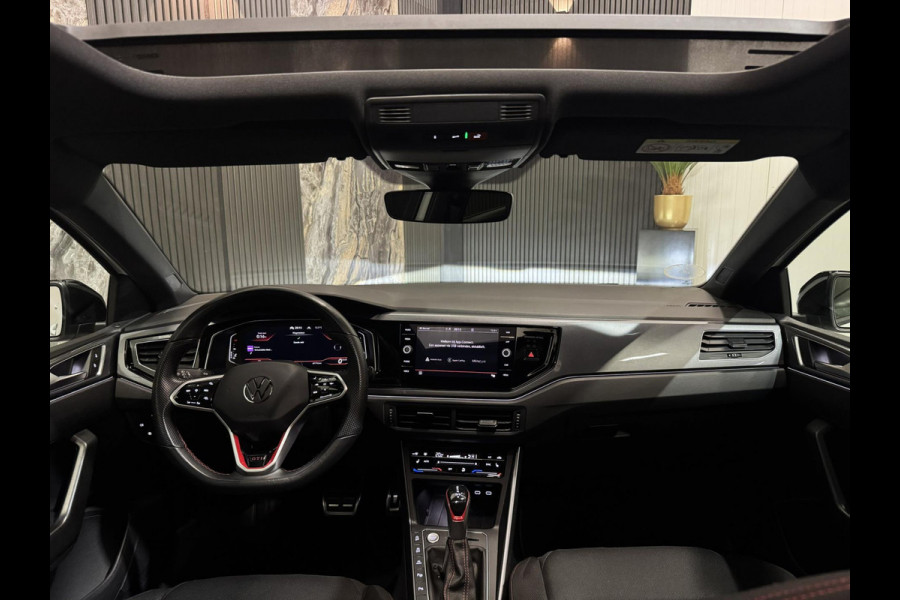Volkswagen Polo 2.0 TSI GTI|PANO|KEYLESS|BLIND SPOT|BOMVOL