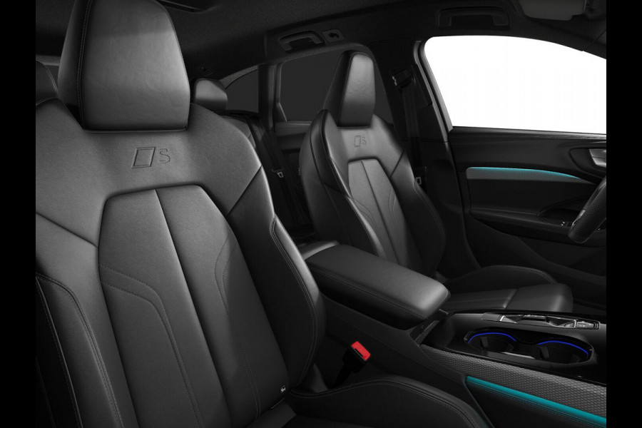 Audi A5 Avant S edition e-hybrid 220 kW / 299 PK Avant 7 versn. | Techniekpakket plus | Stoelen voor elektrisch | Ledere bekleding | Ambiente lichtpakket pro |