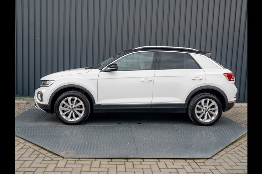 Volkswagen T-Roc 1.5 TSI 150Pk DSG Style | Trekhaak afnb. | IQ Light | Allseason banden | Prijs Rijklaar!!