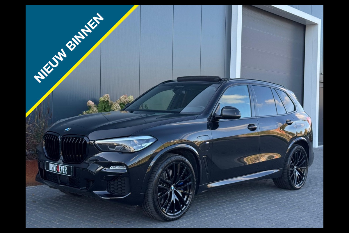 BMW X5 xDrive45e M PACK 395pk PANO ECC CAMERA LEDER SPORTVELGEN