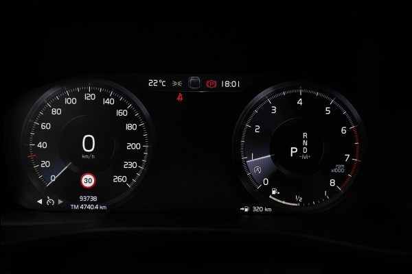 Volvo XC40 2.0 T4 AWD RSDESIGN|PANO|CLIMA|VIRTUEEL