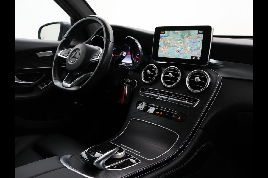 Mercedes-Benz GLC 350e PLUG-IN HYBRID 320 PK 4MATIC AMG SPORT + WEGKL. TREKHAAK / PANORAMA / LEDER / CAMERA