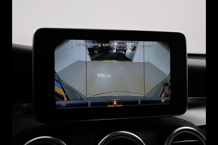 Mercedes-Benz GLC 350e PLUG-IN HYBRID 320 PK 4MATIC AMG SPORT + WEGKL. TREKHAAK / PANORAMA / LEDER / CAMERA