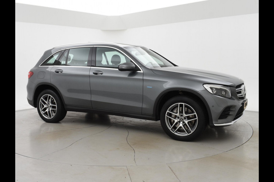 Mercedes-Benz GLC 350e PLUG-IN HYBRID 320 PK 4MATIC AMG SPORT + WEGKL. TREKHAAK / PANORAMA / LEDER / CAMERA