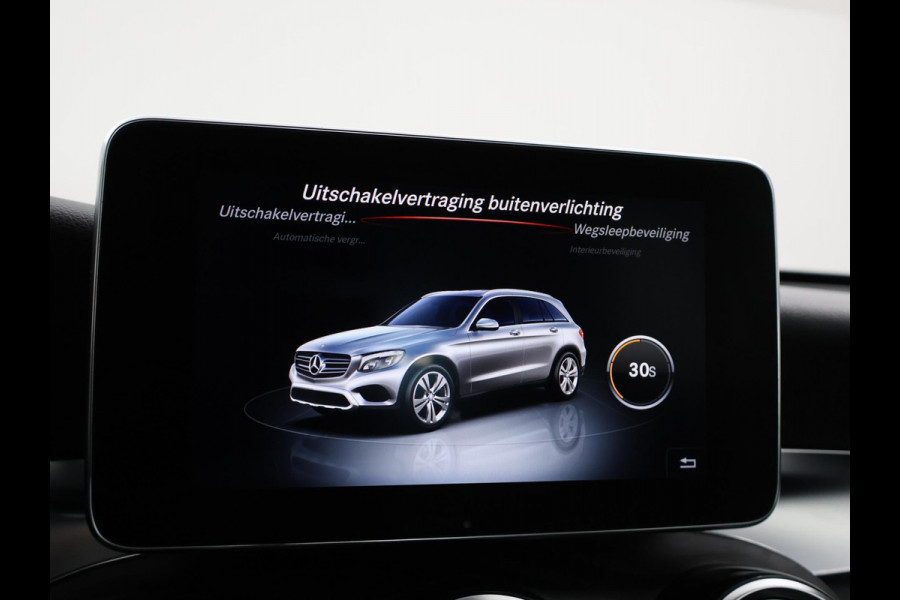 Mercedes-Benz GLC 350e PLUG-IN HYBRID 320 PK 4MATIC AMG SPORT + WEGKL. TREKHAAK / PANORAMA / LEDER / CAMERA
