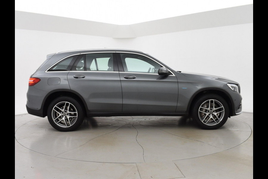 Mercedes-Benz GLC 350e PLUG-IN HYBRID 320 PK 4MATIC AMG SPORT + WEGKL. TREKHAAK / PANORAMA / LEDER / CAMERA