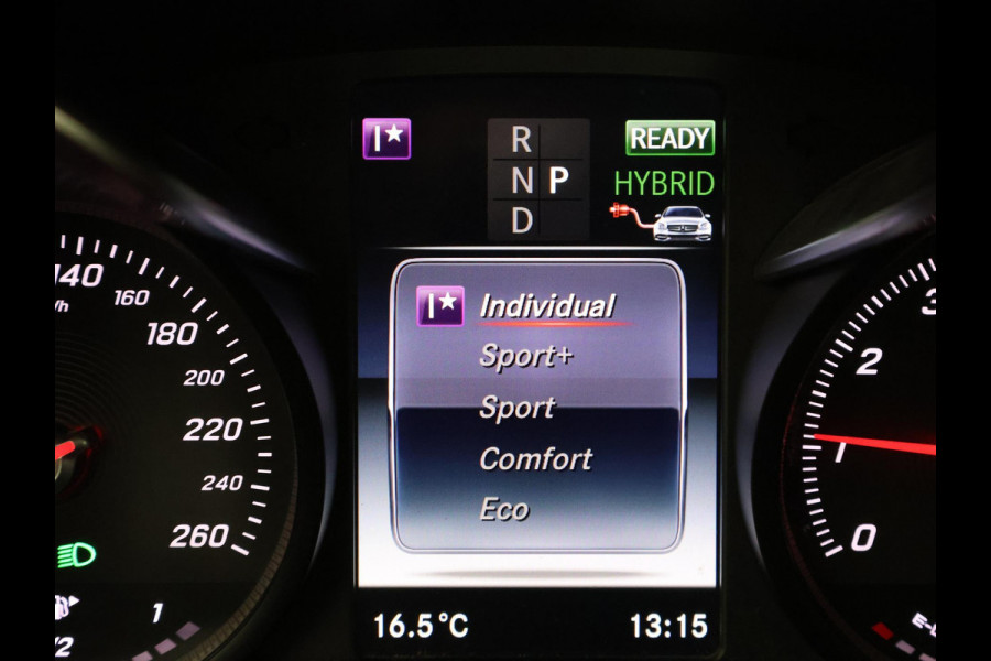 Mercedes-Benz GLC 350e PLUG-IN HYBRID 320 PK 4MATIC AMG SPORT + WEGKL. TREKHAAK / PANORAMA / LEDER / CAMERA