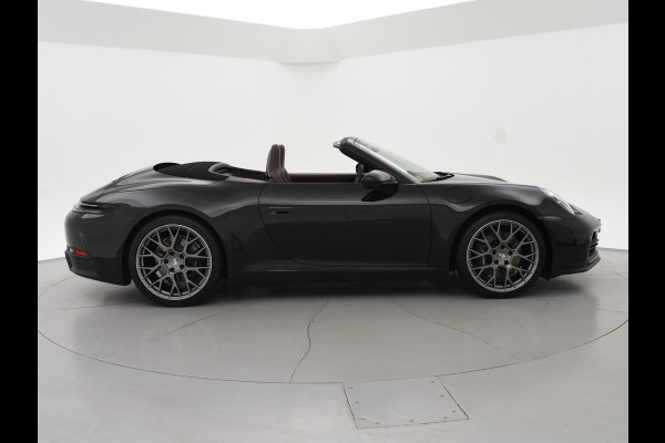 Porsche 911 Cabrio 3.0 CARRERA EXCLUSIVE MANUFAKTUR DARK OLIVE + CLUBLEDER EXCLUSIEF TRUFFEL BRUIN