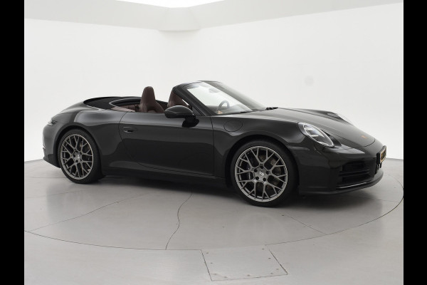 Porsche 911 Cabrio 3.0 CARRERA EXCLUSIVE MANUFAKTUR DARK OLIVE + CLUBLEDER EXCLUSIEF TRUFFEL BRUIN