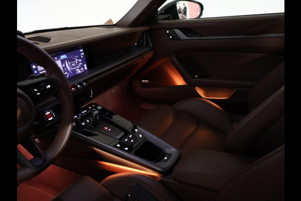 Porsche 911 Cabrio 3.0 CARRERA EXCLUSIVE MANUFAKTUR DARK OLIVE + CLUBLEDER EXCLUSIEF TRUFFEL BRUIN