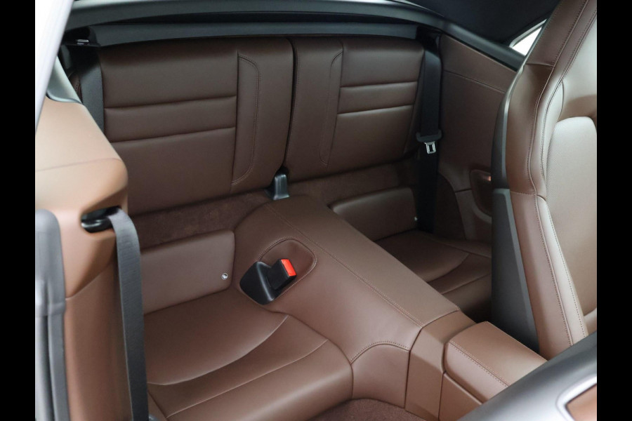 Porsche 911 Cabrio 3.0 CARRERA EXCLUSIVE MANUFAKTUR DARK OLIVE + CLUBLEDER EXCLUSIEF TRUFFEL BRUIN