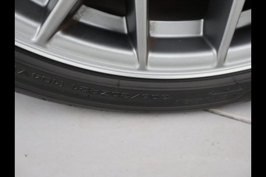 Porsche 911 Cabrio 3.0 CARRERA EXCLUSIVE MANUFAKTUR DARK OLIVE + CLUBLEDER EXCLUSIEF TRUFFEL BRUIN