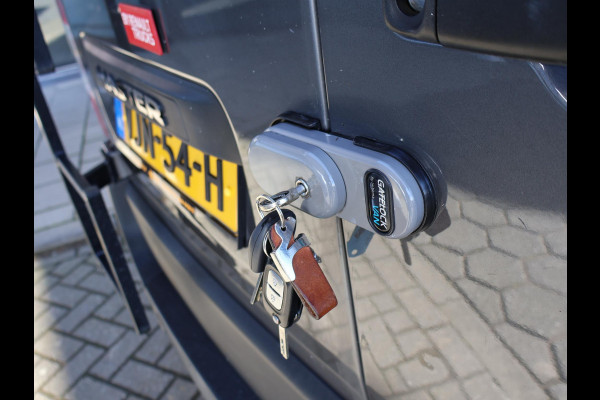 Renault Master T35 2.3 DCI 150 PK L2H2 WORK EDITION + APPLE CARPLAY | CAMERA | TREKHAAK