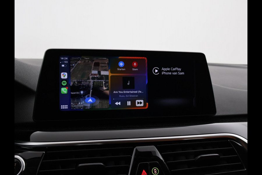 BMW 5 Serie Touring 530i H.E. SPORT-LINE 252 PK AUT8. + LEDER EXCLUSIVE / ADAPTIVE CRUISE / CARPLAY