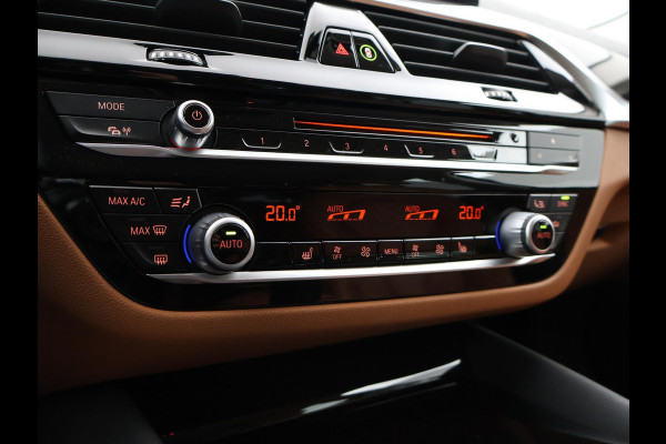BMW 5 Serie Touring 530i H.E. SPORT-LINE 252 PK AUT8. + LEDER EXCLUSIVE / ADAPTIVE CRUISE / CARPLAY