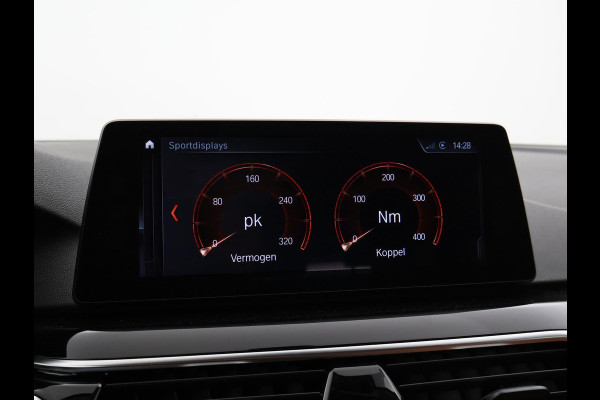 BMW 5 Serie Touring 530i H.E. SPORT-LINE 252 PK AUT8. + LEDER EXCLUSIVE / ADAPTIVE CRUISE / CARPLAY