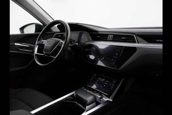 Audi e-tron 50 QUATTRO LAUCH EDITION ALL BLACK PACK + TREKHAAK | LUCHTVERING | CAMERA