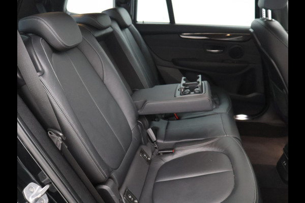 BMW 2 Serie Gran Tourer 218i 7-PERS HIGH EXECUTIVE AUT. + HEAD-UP | LEDER | AFN. TREKHAAK | CAMERA | STOELVERW.