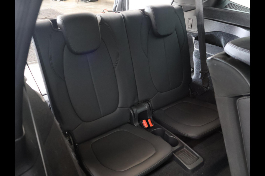 BMW 2 Serie Gran Tourer 218i 7-PERS HIGH EXECUTIVE AUT. + HEAD-UP | LEDER | AFN. TREKHAAK | CAMERA | STOELVERW.