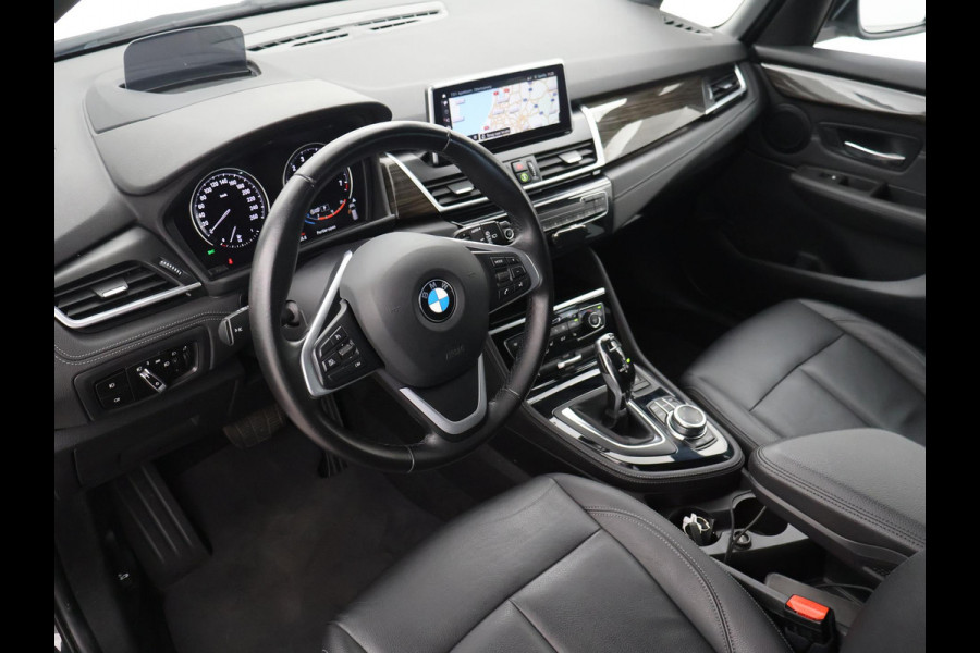 BMW 2 Serie Gran Tourer 218i 7-PERS HIGH EXECUTIVE AUT. + HEAD-UP | LEDER | AFN. TREKHAAK | CAMERA | STOELVERW.
